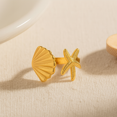 Golden Seashell & Starfish Ring – Beachy Vibes in Style