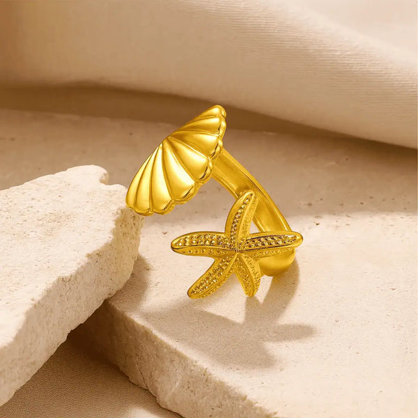Golden Seashell & Starfish Ring – Beachy Vibes in Style