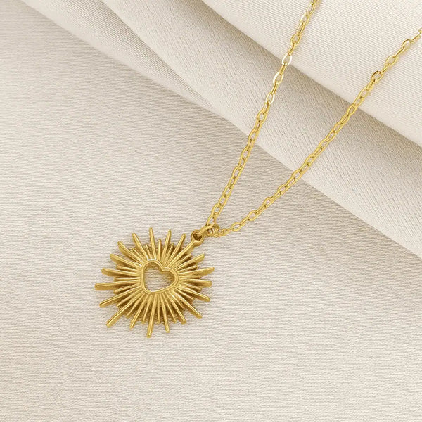 Golden Sunburst Heart Pendant Necklace – Waterproof and Anti-Tarnish