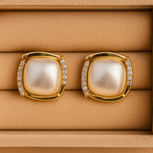 Pearl & Diamond Stud Earrings